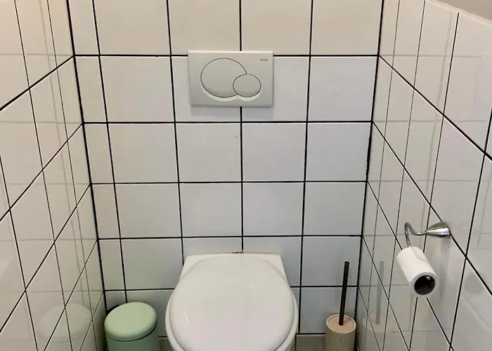 Daire Relaxed Coastal - Steps From & Center